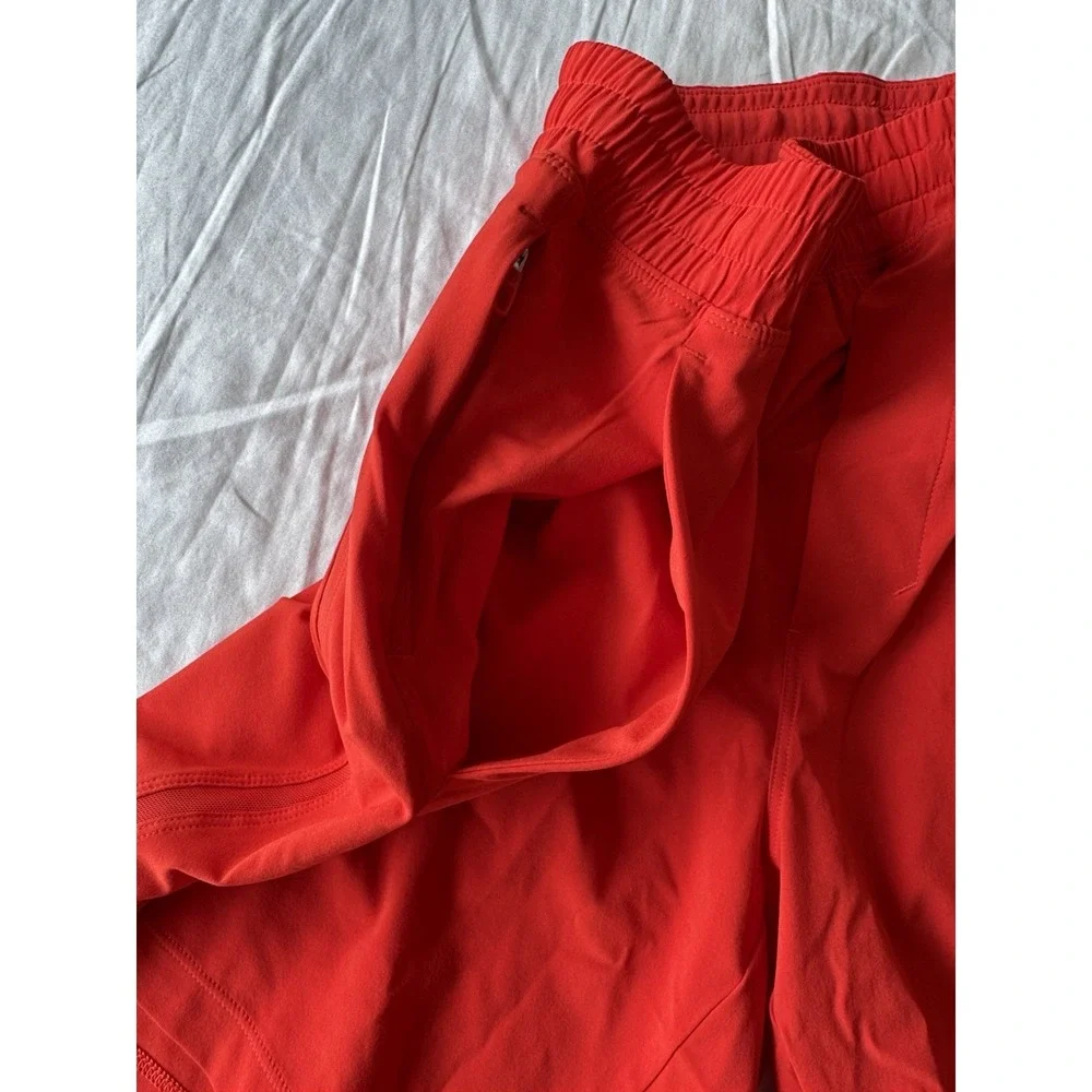 New Lululemon Medium Pace Breaker Short 7